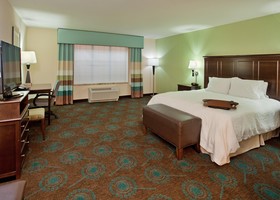 Hampton Inn & Suites St. Cloud