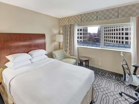 DoubleTree by Hilton Hotel St Paul Downtown