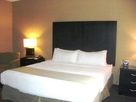 Holiday Inn Hotel & Suites St. Paul NE - Lake Elmo