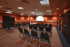 Holiday Inn Hotel & Suites St. Paul NE - Lake Elmo