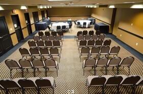 Holiday Inn Hotel & Suites St. Paul NE - Lake Elmo