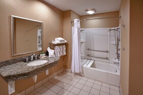Holiday Inn Hotel & Suites St. Paul NE - Lake Elmo