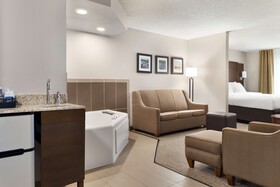 Country Inn & Suites by Radisson, Stillwater, MN