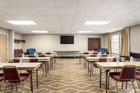 Country Inn & Suites by Radisson, Stillwater, MN