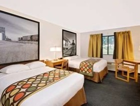 Super 8 by Wyndham St. James
