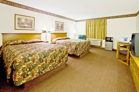 Americas Best Value Inn & Suites Thief River Falls
