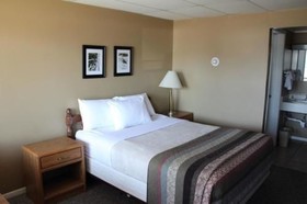 Lakeshor Motor Inn