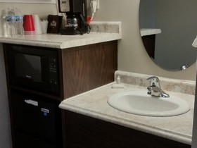 Lakeshor Motor Inn