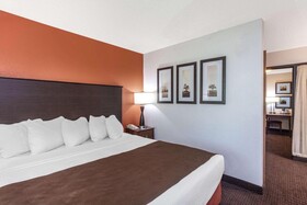 AmericInn by Wyndham White Bear Lake St. Paul