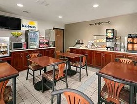 Days Inn by Wyndham Willmar