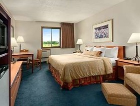 Days Inn by Wyndham Willmar
