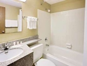 Days Inn by Wyndham Winona