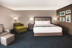 La Quinta Inn & Suites by Wyndham St. Paul - Woodbury