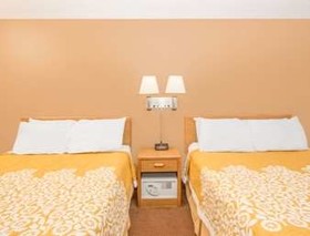 Days Inn by Wyndham Worthington