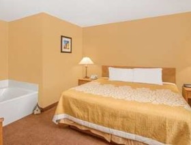 Days Inn by Wyndham Worthington
