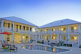 Bay Town Inn