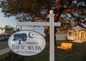 Bay Town Inn