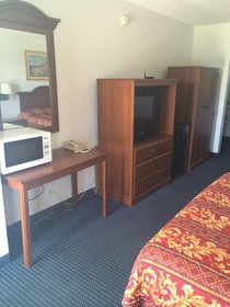 Broadway Inn Express