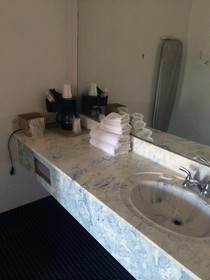 Broadway Inn Express