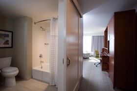 DoubleTree by Hilton Hotel Biloxi