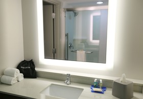 Holiday Inn Express Biloxi - Beach Blvd