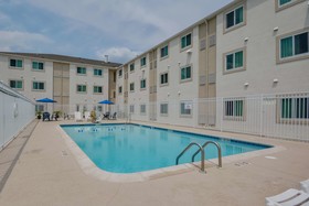 Motel 6 Biloxi Beach