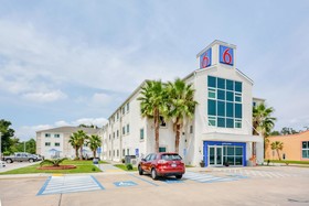 Motel 6 Biloxi Beach