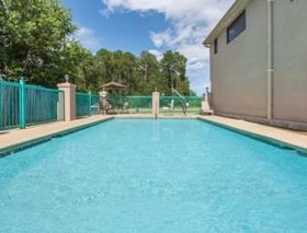 Baymont Biloxi/Ocean Springs