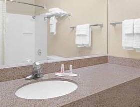 Super 8 by Wyndham Biloxi