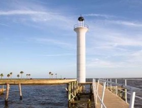 Super 8 by Wyndham Biloxi