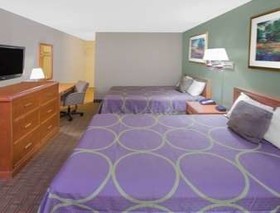 Super 8 by Wyndham Biloxi