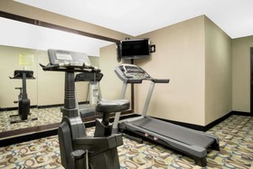 Super 8 by Wyndham Booneville