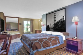 Super 8 by Wyndham Booneville