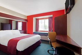 Microtel Inn & Suites by Wyndham Brandon