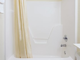 Microtel Inn & Suites by Wyndham Brandon