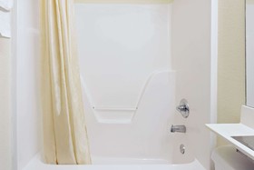 Microtel Inn & Suites by Wyndham Brandon