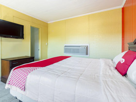 Hotel Brookhaven MS Hwy 51 North by OYO Rooms