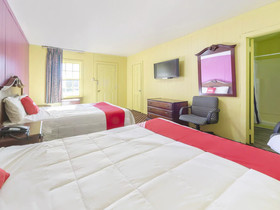 Hotel Brookhaven MS Hwy 51 North by OYO Rooms