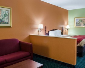 Econo Lodge Canton