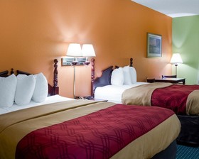 Econo Lodge Canton