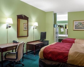 Econo Lodge Canton