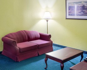 Econo Lodge Canton