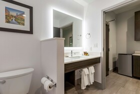 Best Western Plus Choctaw Inn & Suites