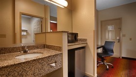 Americas Best Value Inn & Suites Clinton/Jackson