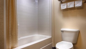 Americas Best Value Inn & Suites Clinton/Jackson