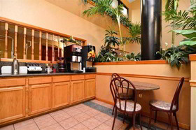 Americas Best Value Inn & Suites Clinton/Jackson