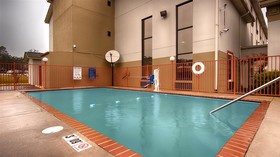 Americas Best Value Inn & Suites Clinton/Jackson
