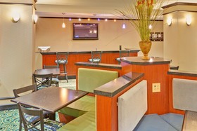 Holiday Inn Express Clinton