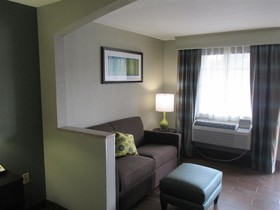 Best Western Executive Suites