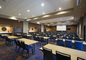 Courtyard Columbus